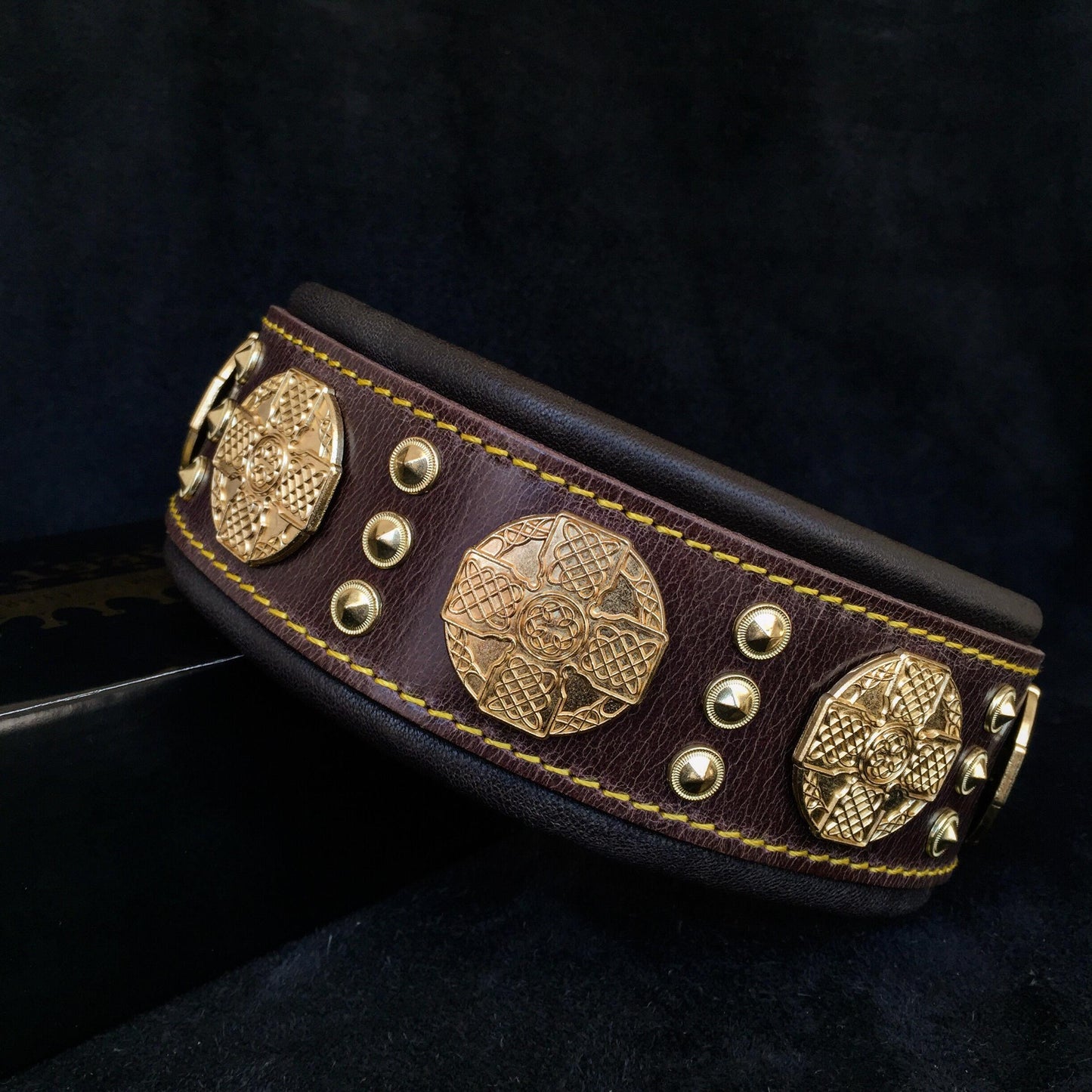 The "Maximus" collar 2.5 inch wide brown & gold product image